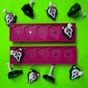 Kitty Ghost Nail Stand
