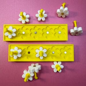 Daisy Nail Stands